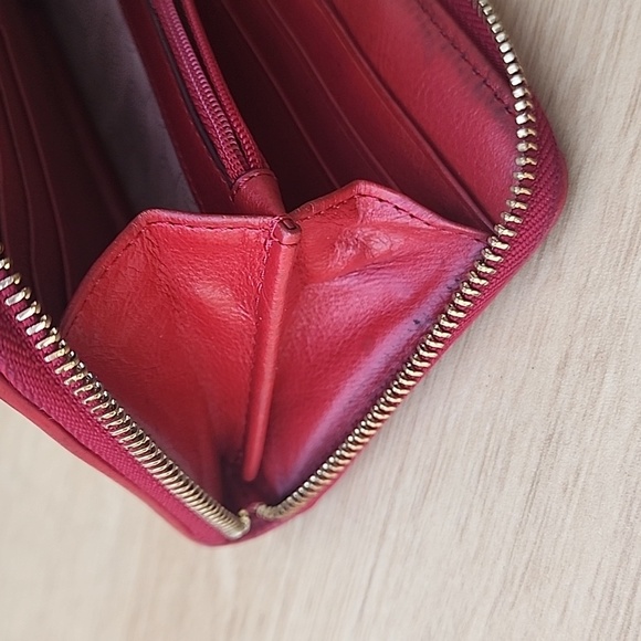 Michael Kors Brown Red Signature Canvas Wallet - Picture 12 of 13